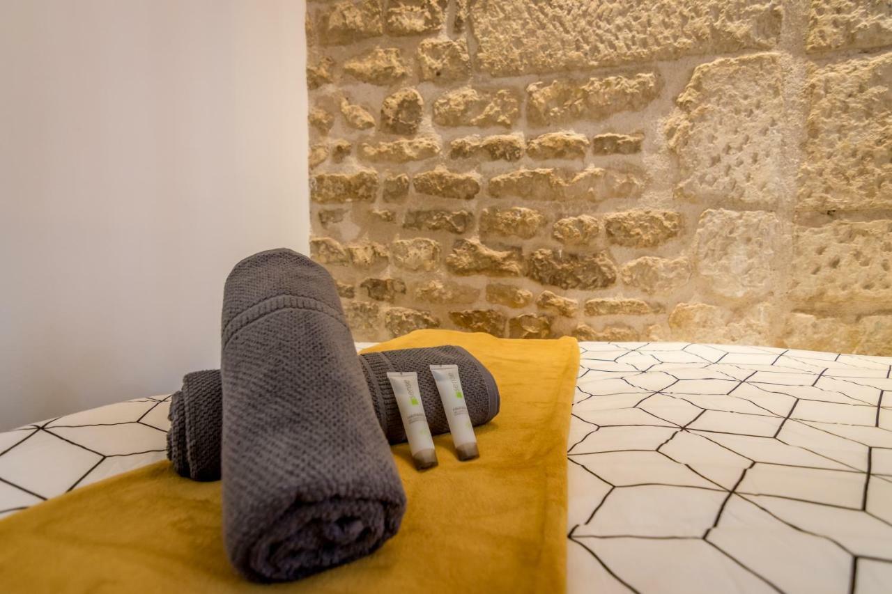 Mon Loft Niortais - Le Scofa Lägenhet Exteriör bild